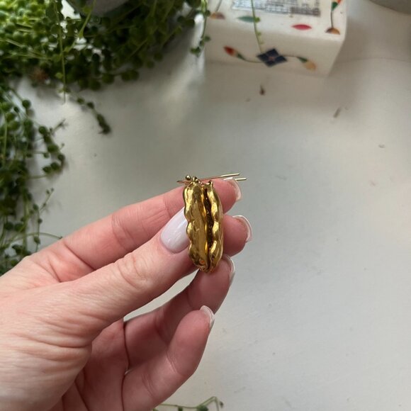 Alexis Bittar Molten Gold & Crystal Dangle Earrings - Picture 4 of 4